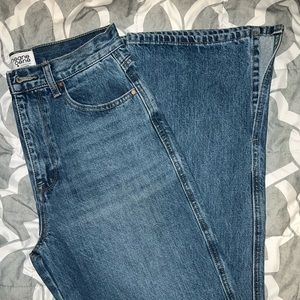 Ineane oene Los Angeles
long length, Bootcut with split ends